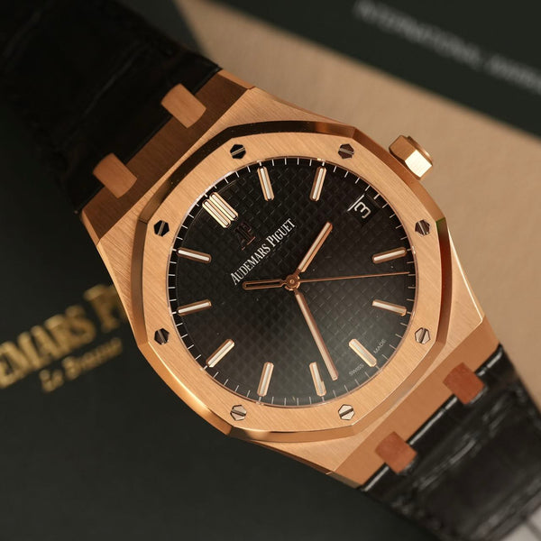 Audemars Piguet Royal Oak Selfwinding
15500OR.OO.1220OR.01 41mm Rose Gold Black