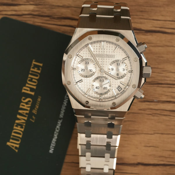 Audemars Piguet Royal Oak 26240ST.OO.1320ST.07 Selfwinding Chronograph Stainless Steel White Dial