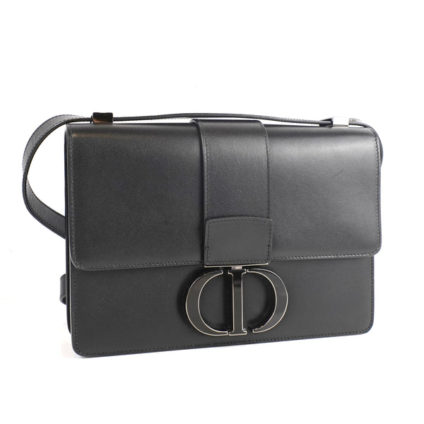 CHRISTIAN DIOR
Smooth Calfskin 30 Montaigne Flap Bag Black