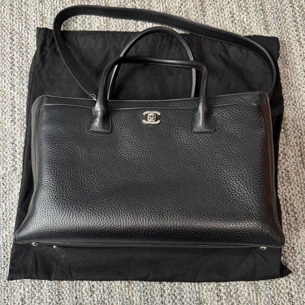 CHANEL Deerskin Cerf Executive Shopper Tote Black
